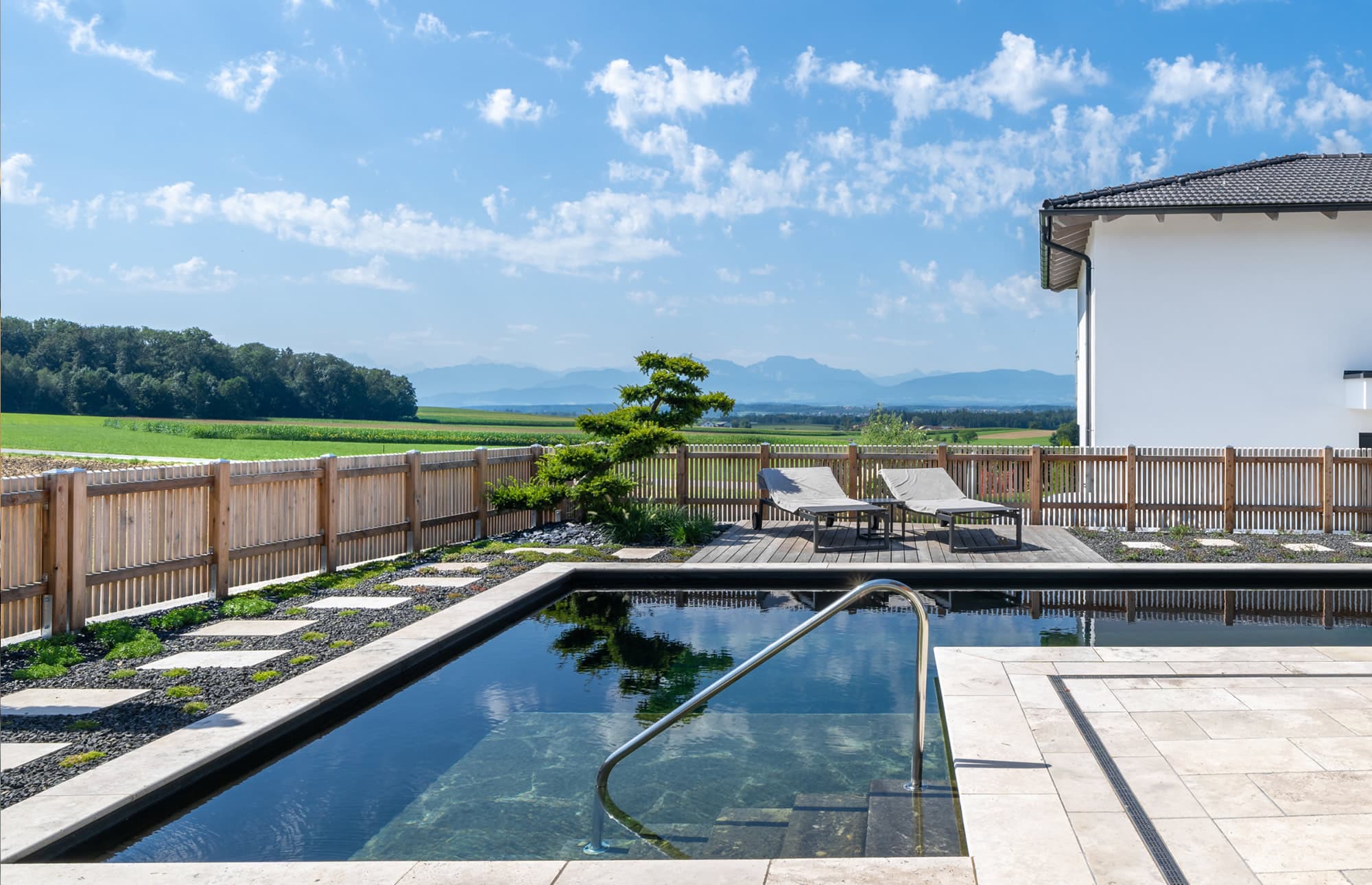 Wundersch&ouml;ner Naturpool vom Poolbau Gollner