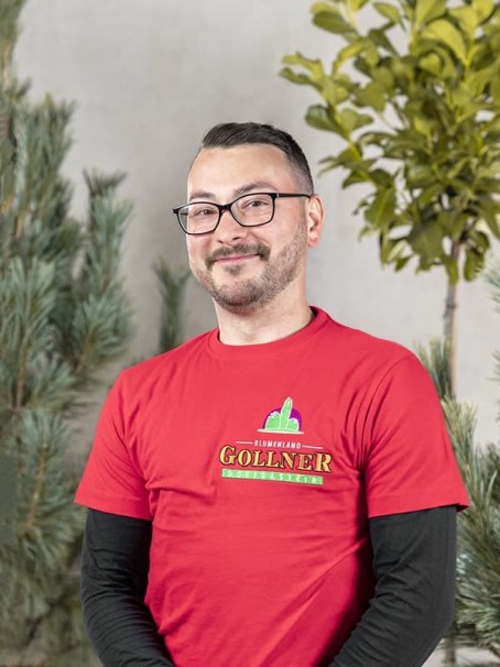 Tolga &Ouml;zt&uuml;rk